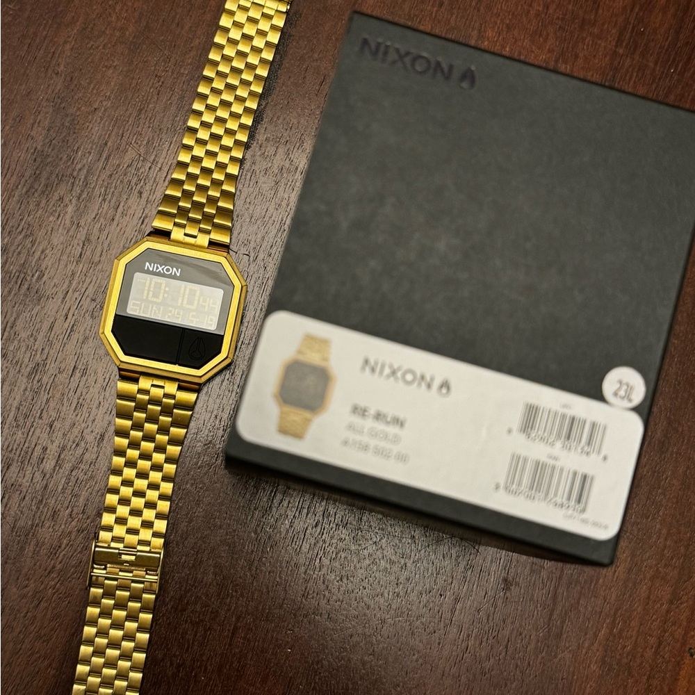 Nixon Re-run, gold.